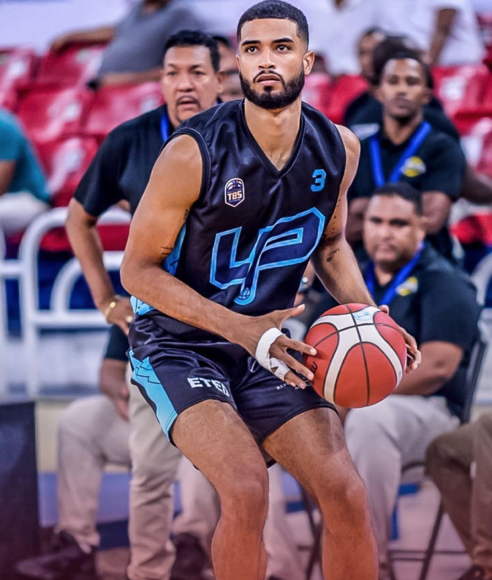 Anyeuri Castillo con Los Prados