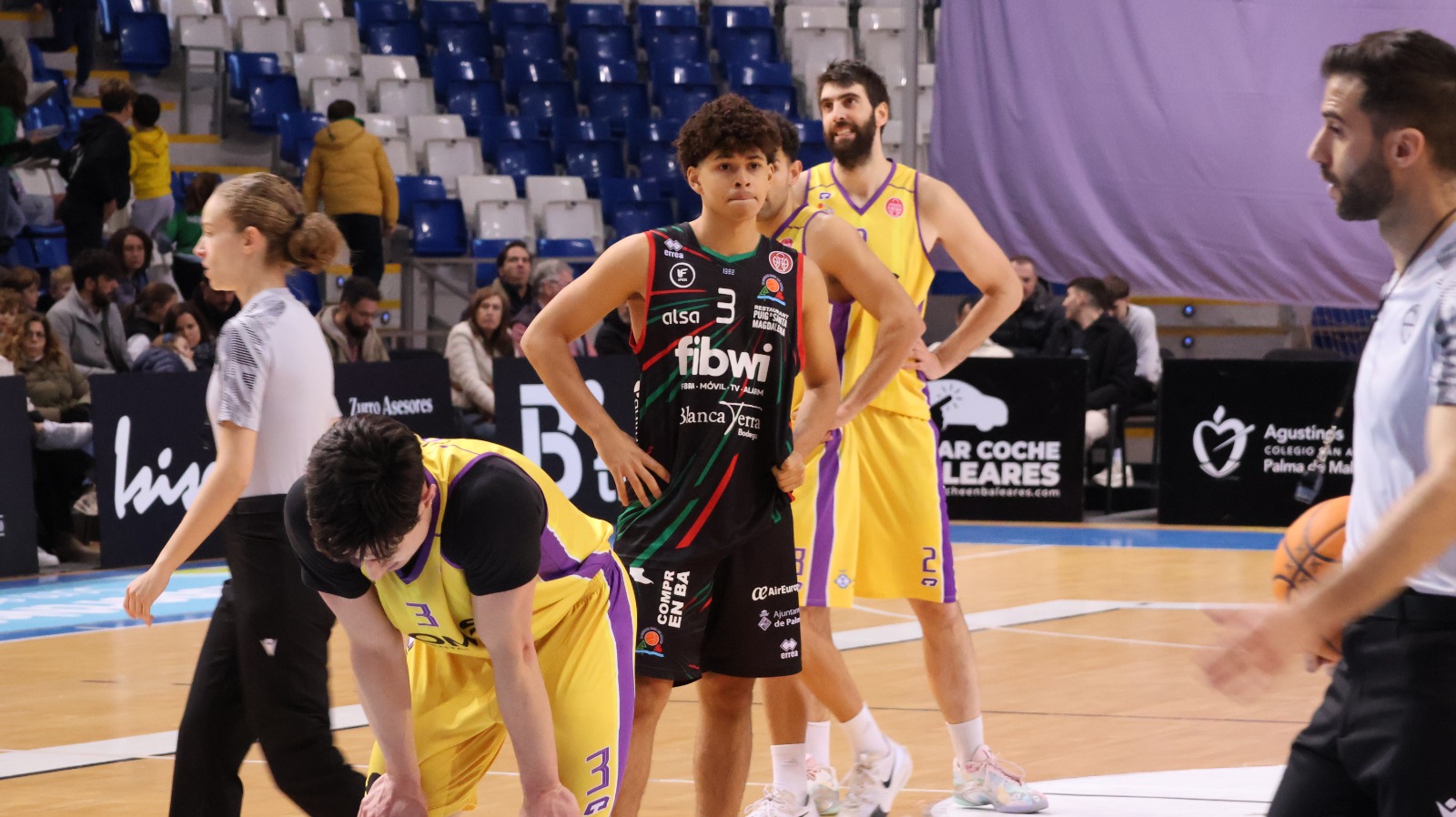 Espinosa en el partido contra el Matar